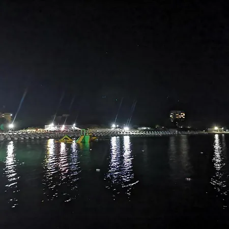 Familia Fantastiko Hotel