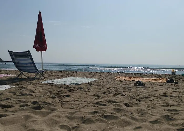 Familia Fantastiko Китен