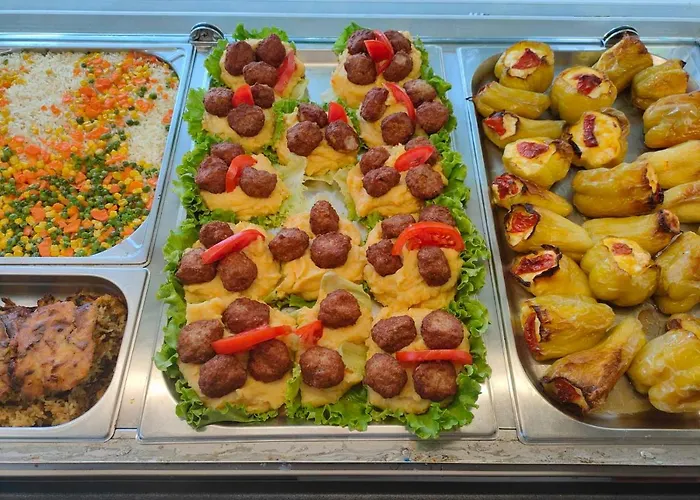 Familia Fantastiko Хотел