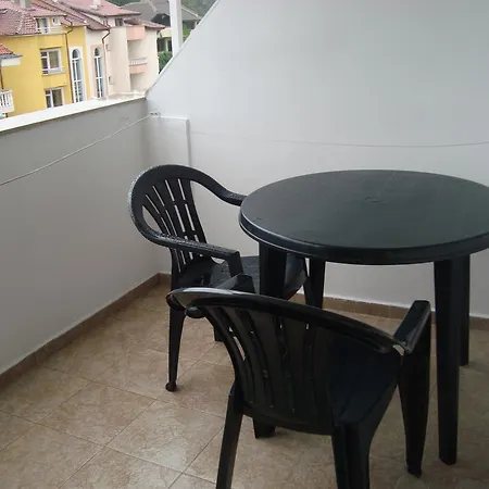Familia Fantastiko Hotell Kiten (Burgas)