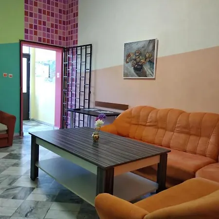 Хотел Familia Fantastiko Китен