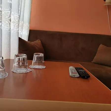 Хотел Familia Fantastiko 2*