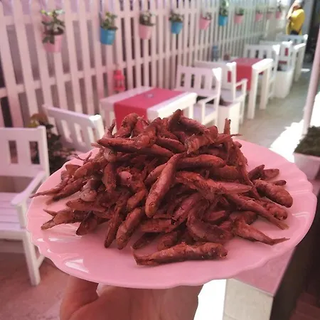 Хотел Familia Fantastiko Китен