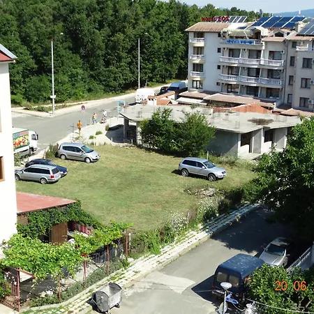 Familia Fantastiko 2* Китен